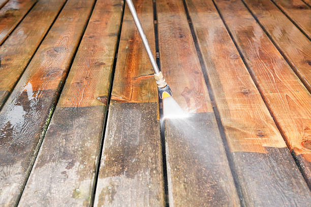 Best Deck and Patio Pressure Washing in Desert Edge, CA